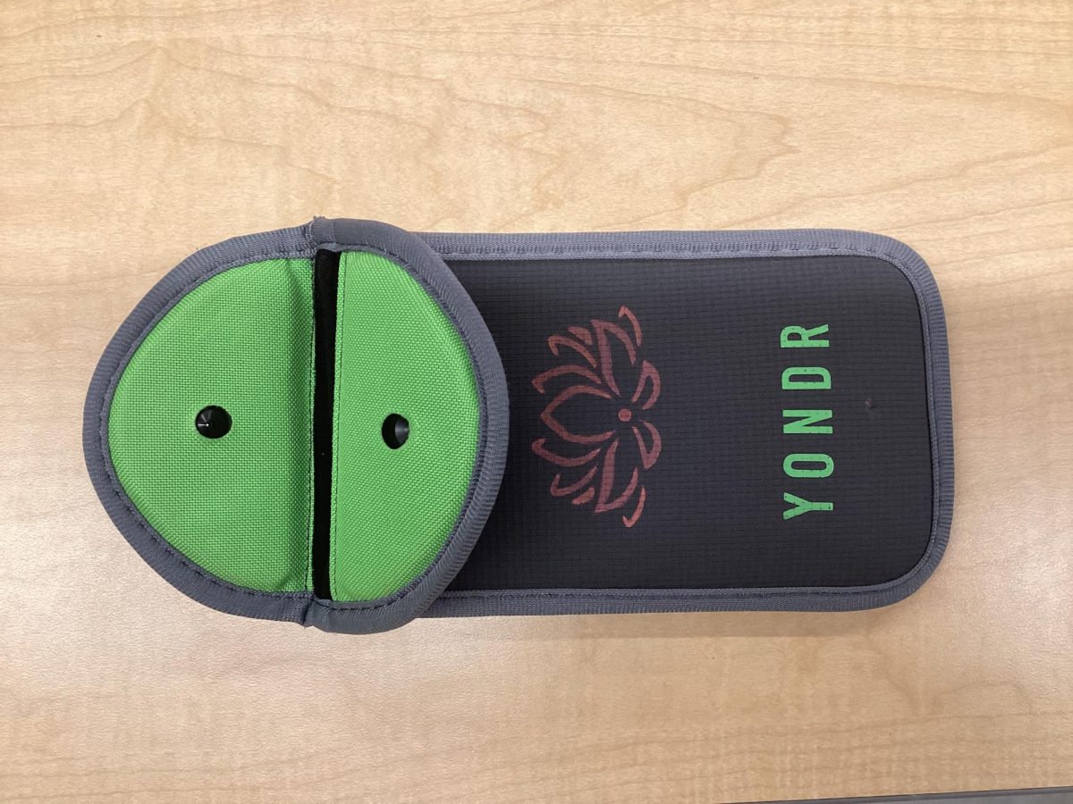 A student decorated Yondr pouch. 